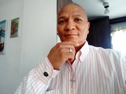 This 1974 Cadillac El Dorado Convertible is the same age as its owner! With  some serious TLC, can the team bring it back to its glory days? 🚘✨  #TexasMetal