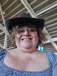 TwoCatz Claws Her Way to the Sunday Morning Bounty