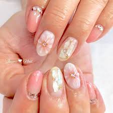 ikumi on instagram ぷっくりフラワー 北見市ネイル ネイルデザイン ネイルアート ジェル ジェルネイル ネイル シェルストーン シンプルネイル 大人ネイル オフィスネイル 夏ネイル 春ネイル 上品ネイル グラデーション フレンチネイル フラワー