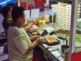 Hal itu dilakukan agar pelanggan lebih bersemangat untuk makan. Harga Sewa Tempat Usaha Di Depan Indomaret Lengkap