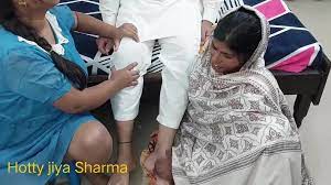 Maa ne beti ko choda