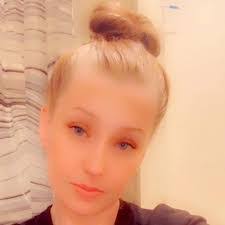 Debbie Labarbera's Instagram, Twitter & Facebook