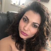 Crystal Saenz's Instagram, Twitter & Facebook