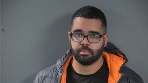 Robert Evilsizer's Instagram, Twitter & Facebook