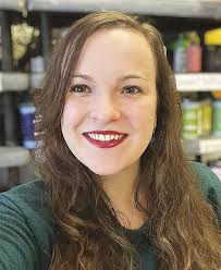 Seniors, apply for that art scholarship