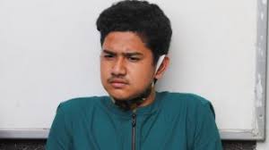 Bintang film mariposa ini lantas berpesan agar publik tak mengaitkan skandal tersebut dengan nissa sabyan sebagai perempuan berhijab dan vokalis band religi. Nissa Sabyan Kena Skandal Selingkuh Syakir Daulay Jangan Cemooh Hijabnya