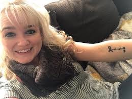 Paula Alloway's Instagram, Twitter & Facebook