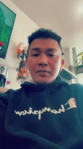 Vincent Hackett's Instagram, Twitter & Facebook