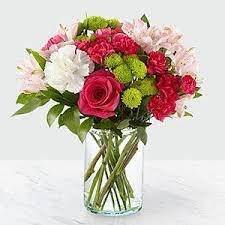 Melbourne florist offers you a large variety of fresh flowers & same day flower delivery in melbourne. Bloomin Basket Florist