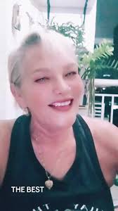 Videa uživatele Silvia Teixeira Rodrigues (@vovoloira) s The Best