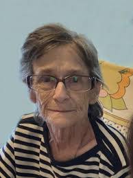 Robyn Ebert's Instagram, Twitter & Facebook