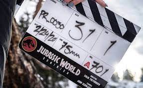 Мэйси, теа леони и др. Jurassic World 3 Regisseur Zeigt Neues Set Foto Der Offentlichkeit