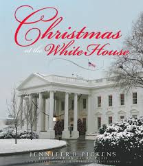 Tour of white house christmas decorations 2020 2021 ford. Christmas At The White House And Reflections From America S First Ladies Pickens Jennifer Bush Laura 9780615287645 Amazon Com Books