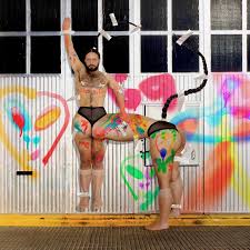 Trío Adult Art Series - Magazine Feature