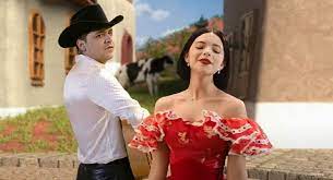 Dime como quieres, que como versa la canción. Christian Nodal Y Angela Aguilar Siguen En El Numero Uno En Mexico Hispanos Usa News