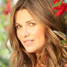 Gina Grover (@ginmargro)