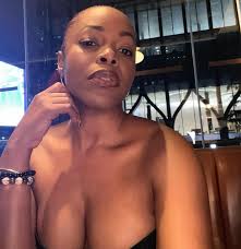 Monday meds ❤️💋 #happymonday #AishaDavis #recordingartist #singer #actress  #entertainer #blackbeauty #melaninpoppin #naturalista #islanddiva #nightout  #blessed #jamaican #british #bermudan #his ❤️