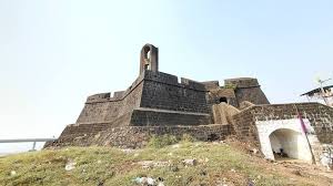 Worli Fort, built by the Portuguese in ...