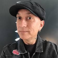 darrell john roberts (@dtgppa37)