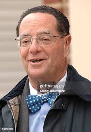 17 Stanley Crowe Photos & High Res Pictures