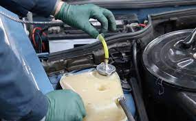How To Leak Test Your Cooling System Using Our Custom Cap And Pressure Tank On Demand Video Product Mercedessource Com