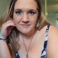 Melissa Fetzer's Instagram, Twitter & Facebook