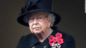 El 16 de febrero de 2021, el príncipe felipe es hospitalizado de forma preventiva por indicación de su médico en londres, según informó el palacio. La Reina Isabel Y Su Esposo Se Vacunan Contra Covid 19