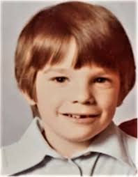 Bradley Lynch : London Remembers, Aiming to capture all memorials in London