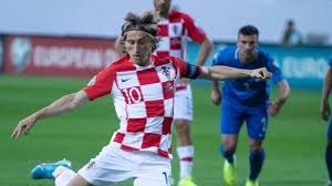 Luka modrić is a free agent in pro evolution soccer 2021. Rahasia Umur Panjang 5 Hal Ini Yang Bisa Membuat Luka Modric Lebih Lama Bertahan Di Level Terbaik Tribunnews Com Mobile