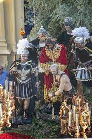 Maybe you would like to learn more about one of these? Pasion Por Mvnda La Iconografia Del Paso De La Hermandad Salesiana Del Prendimiento De Cordoba Girara En Torno A La Eucaristia
