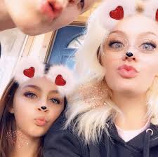 What could be causing the 4low light to flash and the misfire issue in my  2004 Nissan Titan?