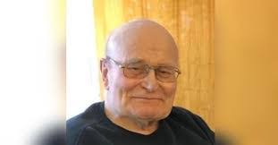 Kimberly Sommer's Instagram, Twitter & Facebook