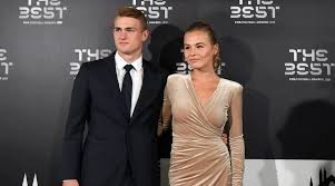 Juventus reject transfer bids from chelsea and barcelona for matthijs de ligt. Football Wags Matthijs De Ligt And His Girlfriend Annekee Attend