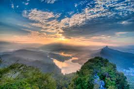 Zaman sekarang dengan adanya telefon jika di pulau pinang banyak tempat yang cantik untuk diambil gambar, jangan fikir selangor tiada! Tempat Hiking Selangor Rasmi Suq