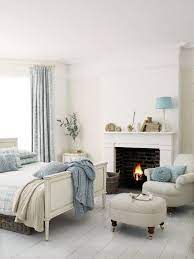 Winter Decoration Ideas 6 Ways To Keep Your Bedroom Decor Fashionable Without Freezing Home Decor Bedroom Vintage Bedroom Design