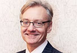 Neil Latham's Instagram, Twitter & Facebook