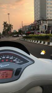 Fondo wallpaper vespa download vespa gts 250 wallpaper, 'vespa gts motor vespa matic memiliki kelasnya tersendiri dikalangan pecinta otomotif indonesia. Pin Oleh Najel Mornov Di Vespa Fotografi Jalanan Fotografi Perjalanan Perjalanan