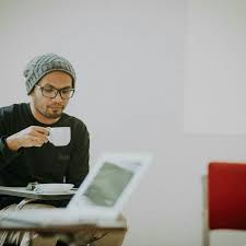 5 Fakta Hanan Attaki Sosok Ustaz Inpiratif Anak Muda