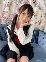 七沢みあ on X: 22歳になったけどまだまだ制服を着させてください…🥺♡ t.cofWJsJwaFE6  X