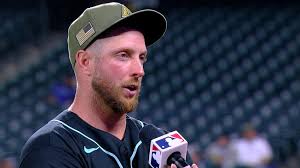 Kelly throws first career complete game -- and does it at Coors Field!