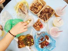 If you're in the gelugor neighbourhood during the weekend, jostle through the local crowd at this saturday night market. 7 Best Night Market In Penang From Monday Sunday Penang Foodie