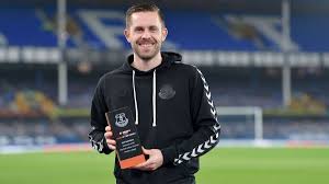Gylfi began his professional career with reading in the championship and in 2010, was sold to 1899 hoffenheim, which was reading's biggest sale at the time. Sigurdsson Reveals Why He S Happier Than Ever At Everton