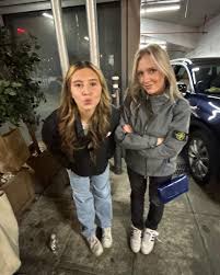 hi my names vika!! I'm from montclair nj and I'm most likely committing to  gwu. I love long walks, museums, working out, cooking, traveling, literally  all food, and ofc Harry Potter. I'm