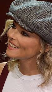 Su le palette 🙌 Quanto dareste a @martycolombari e @lucafavillaofficial ?  #ballandoconlestelle ✨