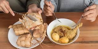 Masukan ketupat mentahnya selama 5 menit. 15 Resep Masakan Lebaran Pendamping Ketupat Tidak Cuma Opor Ayam