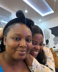 Perfil Juliana Olayode mba'éva