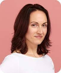 Julie Rentsch's Instagram, Twitter & Facebook