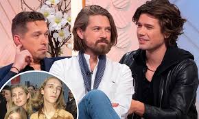 Hanson just released a new compilation album, perennial, on november 6, but some former longtime fans won't be buying it. Hanson Reveal They Ve Got 13 Children Daily Mail Online