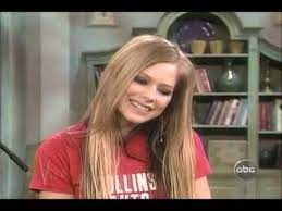Слушай музыку от avril lavigne 2004 under my skin, похожую на forgotten. Avril Lavigne Nobody S Home Interview The View 09 08 2004 Youtube