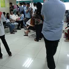 A bustling city but one with little of interest for the casual tourist. Pejabat Imigresen Johor Bahagian Passport Gedung Pemerintah Di Johor Bahru